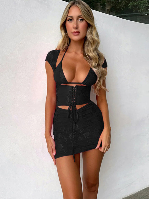 New suspender sexy bust-revealing top lace corset hip-covering short skirt hot girl suit